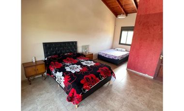 SE VENDE CASA EN LOMAS DEL REY ( MAYU SUMAJ )