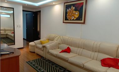 Departamento amoblado 4 habitaciones Cumbayá KV