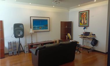 Departamento amoblado 4 habitaciones Cumbayá KV