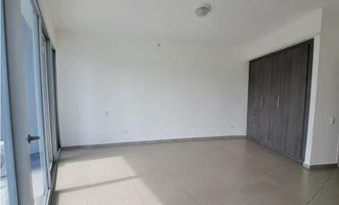 VENTA APARTAMENTO 231 M2 YACHTCLUB NEGOCIABLE AVENIDA BALBOA  MC