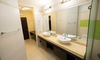 ALQUILO BONITO APARTAMENTO EN AV BALBOA $1.350!!!