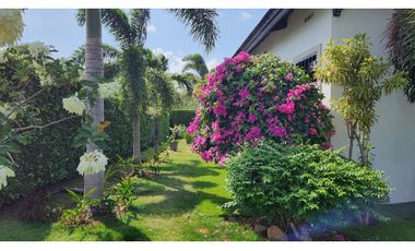 VENTA DE HERMOSA CASA CON PISCINA EN PENONOME