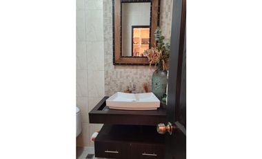 VENTA DE HERMOSA CASA CON PISCINA EN PENONOME
