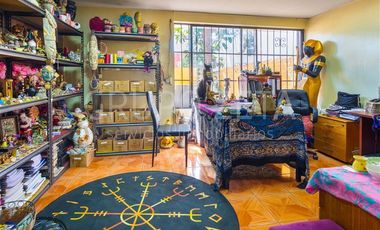 Casa en Venta en Campo de Deportes con Duble Almeyda