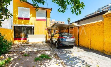 Casa en Venta en Campo de Deportes con Duble Almeyda