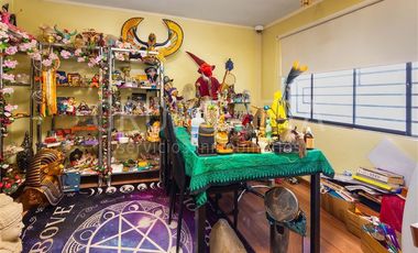 Casa en Venta en Campo de Deportes con Duble Almeyda