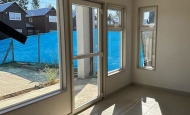 Local Comercial en Venta en LA CHACRA 01452