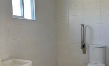 Local Comercial en Venta en LA CHACRA 01452