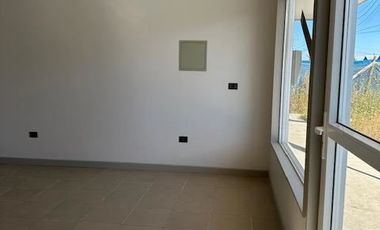 Local Comercial en Venta en LA CHACRA 01452