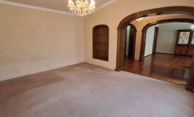 CASA EN VENTA EN RESIDENCIAL EN COLONIA CIPRES TOLUCA
