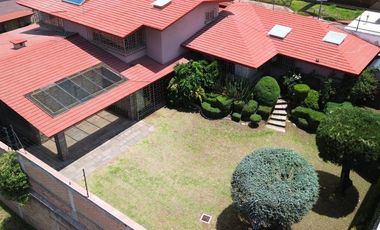 CASA EN VENTA EN RESIDENCIAL EN COLONIA CIPRES TOLUCA