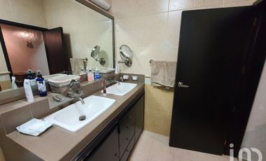 Venta de Casa en Fraccionamiento Martinica, en Banderilla, Veracruz.