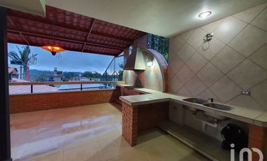 Venta de Casa en Fraccionamiento Martinica, en Banderilla, Veracruz.