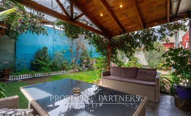 Amplia propiedad con Piscina en tranquilo sector de Ciudad del Este