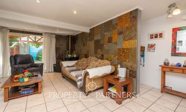 Amplia propiedad con Piscina en tranquilo sector de Ciudad del Este