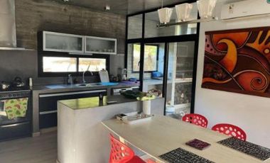 Casa en venta - 4 Dormitorios 3 Baños - 2000mts2 - Costa Esmeralda