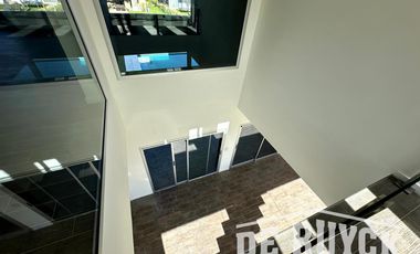 Casa a estrenar en Las Golondrinas