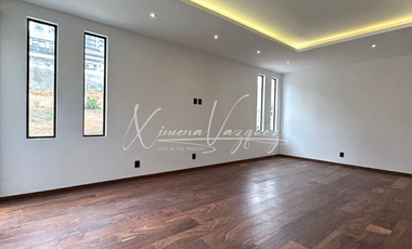 Casa a estrenar en Bosque Real