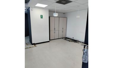 OFICINA EN ARRIENDO, ZONA EMPRESARIAL,  AV. CHILE