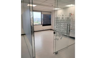OFICINA EN ARRIENDO, ZONA EMPRESARIAL,  AV. CHILE