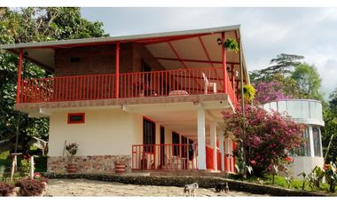 SE VENDE  FINCA MUNICIPIO DE MESITAS DEL COLEGIO