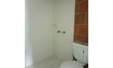 Arriendo casa en urb manzanares en ciudad del valle, candelaria