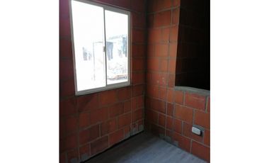 Arriendo casa en urb manzanares en ciudad del valle, candelaria