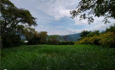 Lote amplio en uno de los mejores condominios de La Mesa Cund