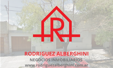 CASA EN VENTA (Calle 17 e/24 y 26)