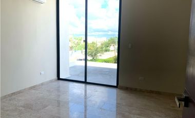 PREVENTA CASA EN PRIVADA TARVOS SOLUNA MERIDA YUCATAN