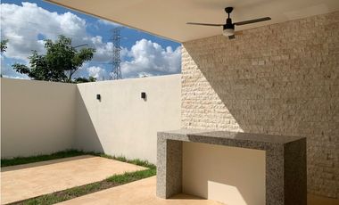 PREVENTA CASA EN PRIVADA TARVOS SOLUNA MERIDA YUCATAN