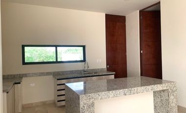 PREVENTA CASA EN PRIVADA TARVOS SOLUNA MERIDA YUCATAN