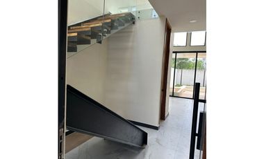 PREVENTA CASA EQUIPADA EN PRIVADA SOLUNA TEMOZON MÉRIDA