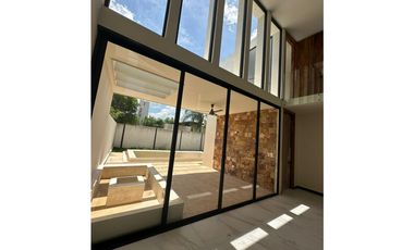 PREVENTA CASA EQUIPADA EN PRIVADA SOLUNA TEMOZON MÉRIDA