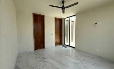 PREVENTA CASA EQUIPADA EN PRIVADA SOLUNA TEMOZON MÉRIDA