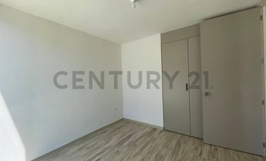 VENTA DE CASA EN CONJUNTO PRIVADO MITAD DEL MUNDO