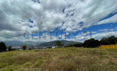 TERRENO DE VENTA IDEAL PROYECTO INMOBILIARIO  SECTOR SAN JUAN DE CUMBAYA