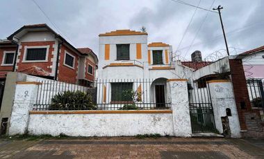 Casa en alquiler en Lanus Este