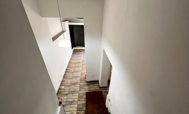 VENTA AVELLANEDA CENTRO LOCAL EXCELENTE UBICACIÓN