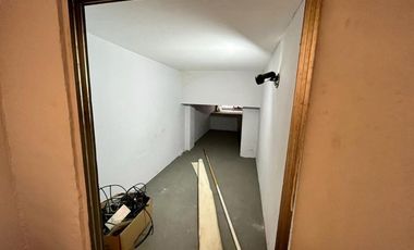 VENTA AVELLANEDA CENTRO LOCAL EXCELENTE UBICACIÓN