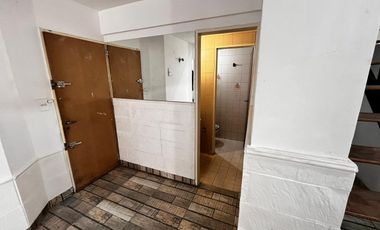 VENTA AVELLANEDA CENTRO LOCAL EXCELENTE UBICACIÓN