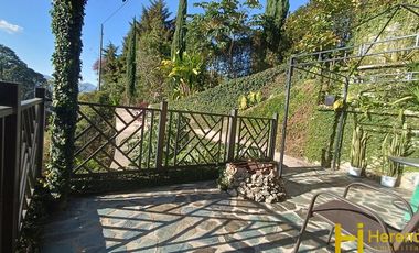 Casa en Arriendo Ubicado en Envigado Codigo 781