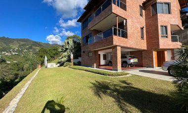 Casa en Venta Ubicado en Sabaneta Codigo 495