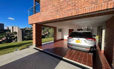 Casa en Venta Ubicado en Sabaneta Codigo 495