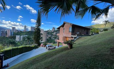 Casa en Venta Ubicado en Sabaneta Codigo 495