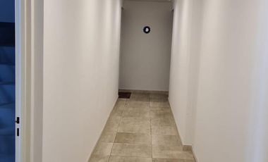 Excelente monoambiente en venta con posibilidad de dividir centro de Caseros