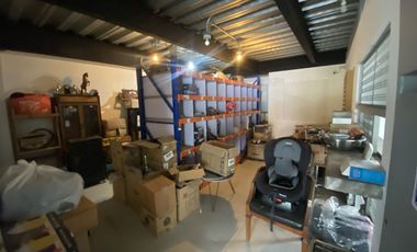 Edifcio con uso de suelo comercial, Lago de Guadalupe