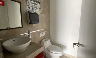 Edifcio con uso de suelo comercial, Lago de Guadalupe