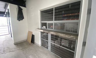 Edifcio con uso de suelo comercial, Lago de Guadalupe