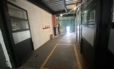 Edifcio con uso de suelo comercial, Lago de Guadalupe